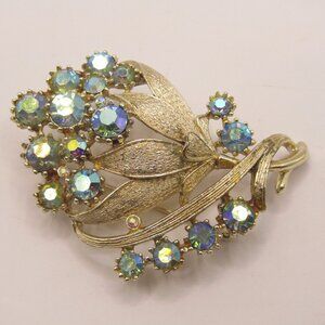 Coro Flower Bouquet Brooch